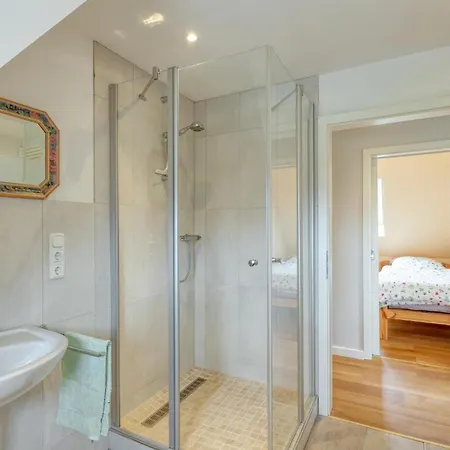 3 Bedroom Gorgeous In * Лист