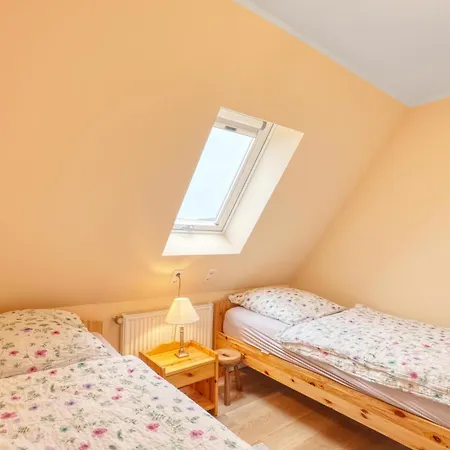 3 Bedroom Nice Apartment In List Appartement *
