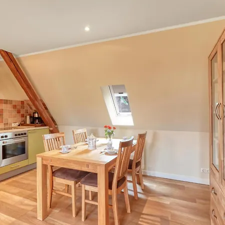 3 Bedroom Gorgeous In Апартаменты Лист